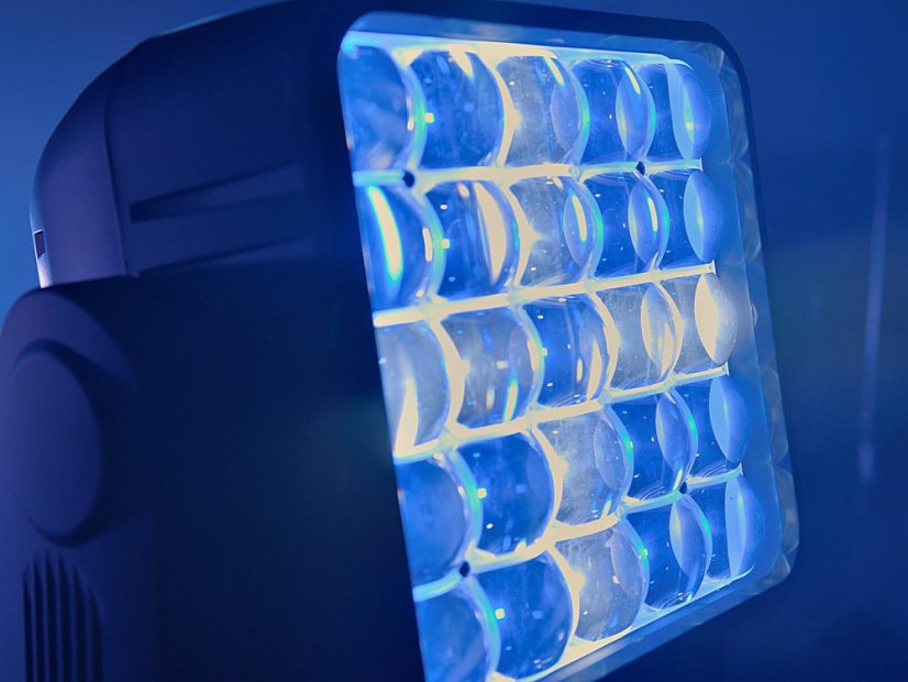 Eurolite LED TMH-W375 Matrix Otočná hlava s Wash Zoomom