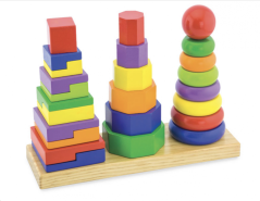 Dřevěná pyramida