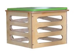 Box do tělocvičny s podložkou