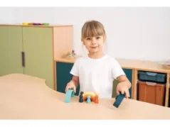 Duhové bloky s figurkami