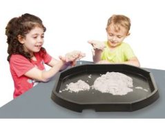 Univerzální tác pro různé aktivity