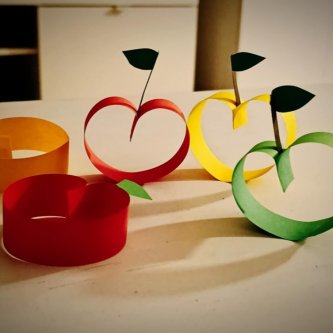 Jablíčka - práce s papírem