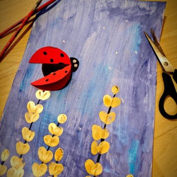 Beruška v létě - barevné tvoření